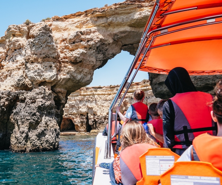 Vilamoura: Wycieczka łodzią po jaskini Benagil z wejściem