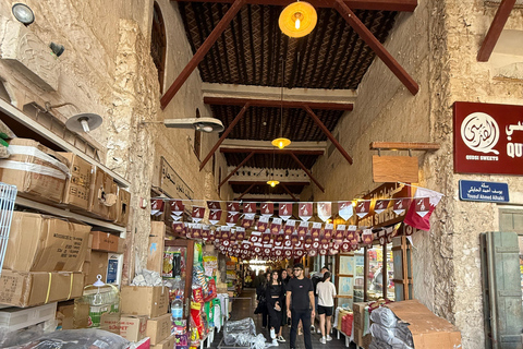 PRIVATE DOHA STADTFÜHRUNG FÜR FAMILIEN, PAARE UND KLEINE GRUPPENPrivate Stadtführung durch Doha für Familien, Paare und kleine Gruppen