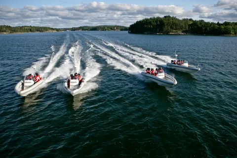 Stockholms skärgård RIB Speed Boat Tour med svensk fika