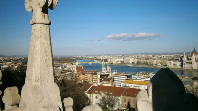budapest walking tour of buda castle district