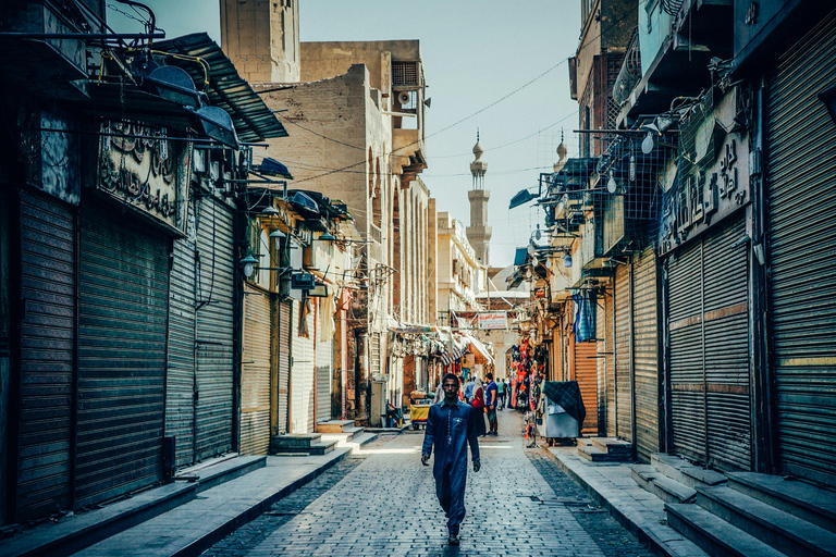 Cairo: Passeio de Felucca ao pôr do sol e excursão gastronômica com guia particularPasseio compartilhado - Opção