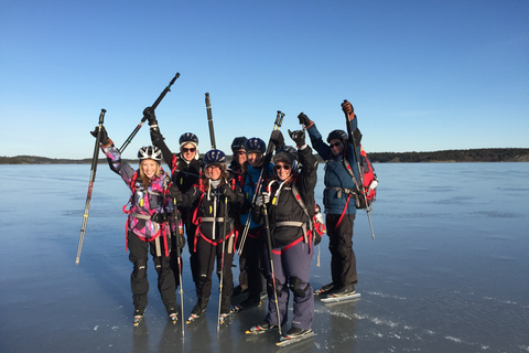 Stockholm: introductietour schaatsen op natuurijsStockholm: Schaatsen op natuurijs kennismakingstocht