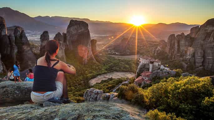 majestic sunset on meteora rocks tour from kalampaka