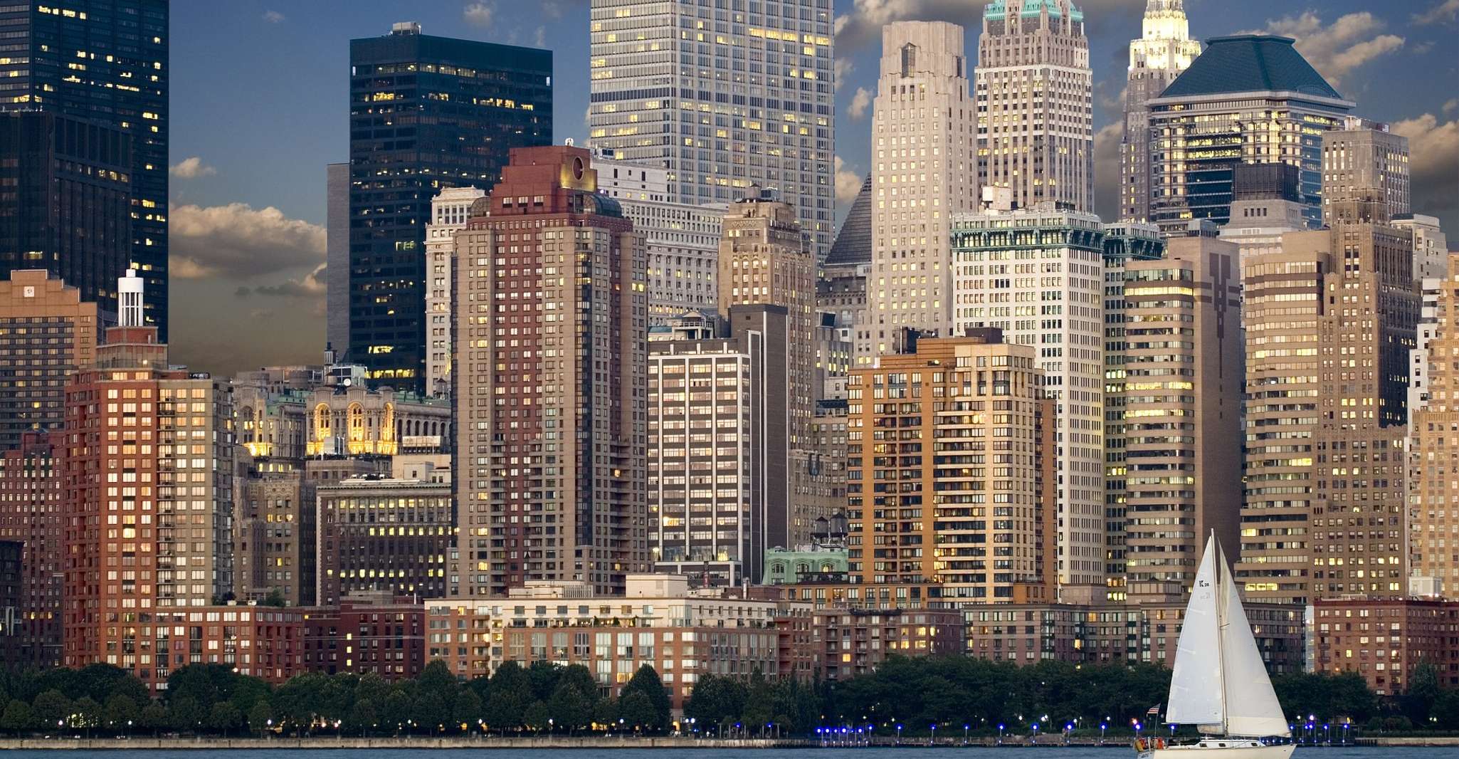 Boston to New York Day Trip by Rail - Housity