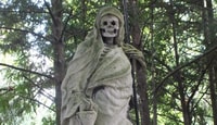 Cologne, The Melaten Cemetery, Life, Love and Death Tour - Housity