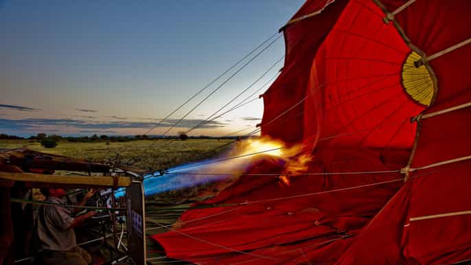 alice springs vuelo temprano en globo aerostático