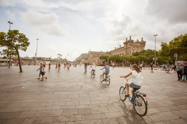 Tour de 3 horas en bici por Montjuic, Barcelona