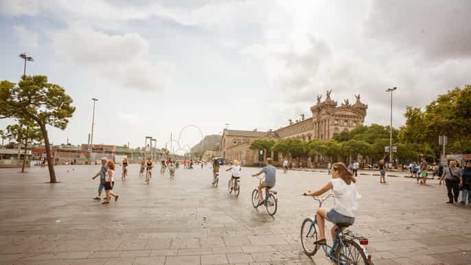 barcelona montjuic threehour bike tour