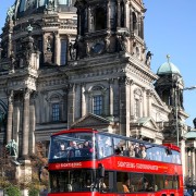 Berlin: Hop-on Hop-off Day Tour in Double-Decker Bus