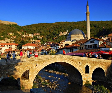 Von Skopje aus: Ganztagestour durch den Kosovo nach Pristina und Prizren
