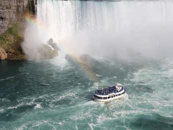 Niagarafälle: 4-Stunden-Tour mit Maid of the Mist & Essen Niagarafälle: 4-Stunden-Tour mit Maid of the Mist & Essen