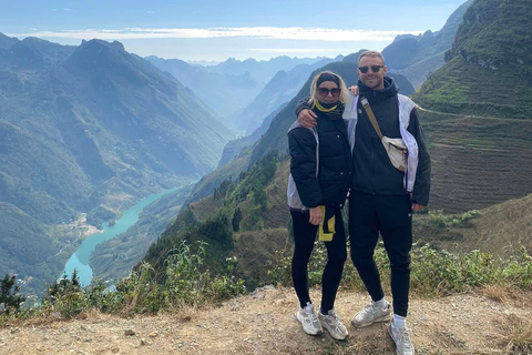 3-Day Deluxe Ha Giang Loop to All Highlights, Stay Resort 4* Tour with 2-way Limousine Tickets included