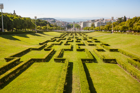 Lisbon Bike Tour: Downtown Lisbon to BelémBike Tour in English