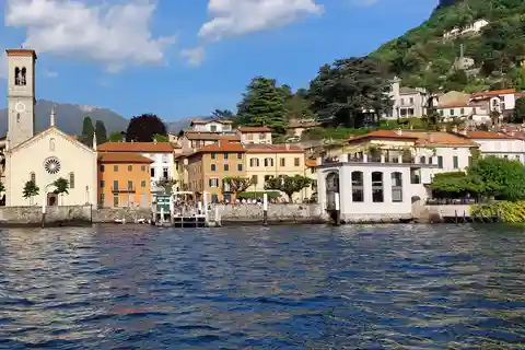 Tour of Lake Como from Milan and visit to Villa Carlotta