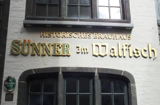 Köln: Brauhaustour mit Kölsch und Halven Hahn