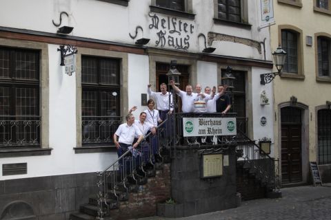 Cologne: Brewery Tour with Beer Tasting and Halven Hahn