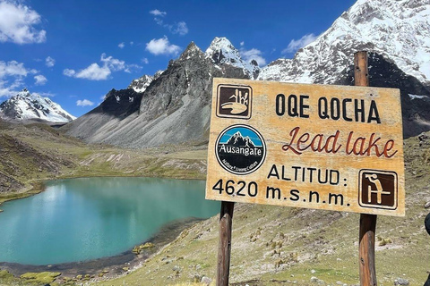 Cusco: Vandring vid 7-sjön Ausangate med varma källor och lunch