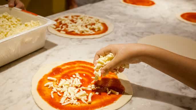 pizza y helado haciendo clase en florencia