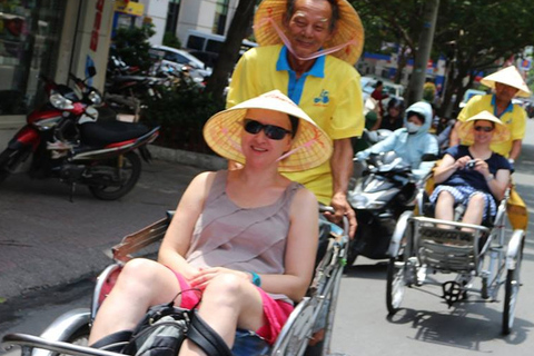 Personnalisé Ho Chi Minh City Experience sur Cyclo avec chauffeur3 heures Cyclo