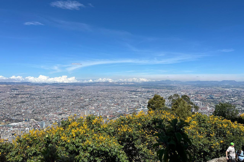 From Bogotá: Cerro Monserrate or Guadalupe and All-Inclusive Coffee Sightseeing Tour
