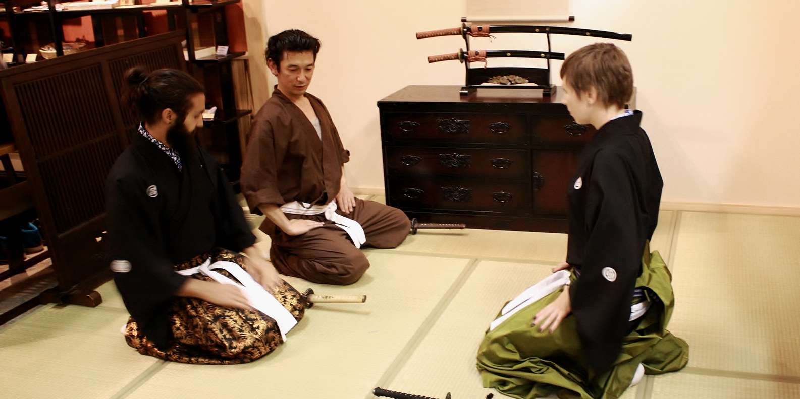Kyoto: Samurai Sword Class by Experts in Traditional Arts