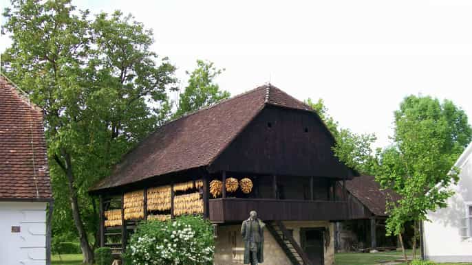 private tour to kumrovec from zagreb