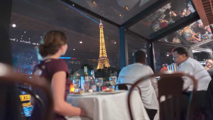 saveurs menu dinner cruise on the marina de paris