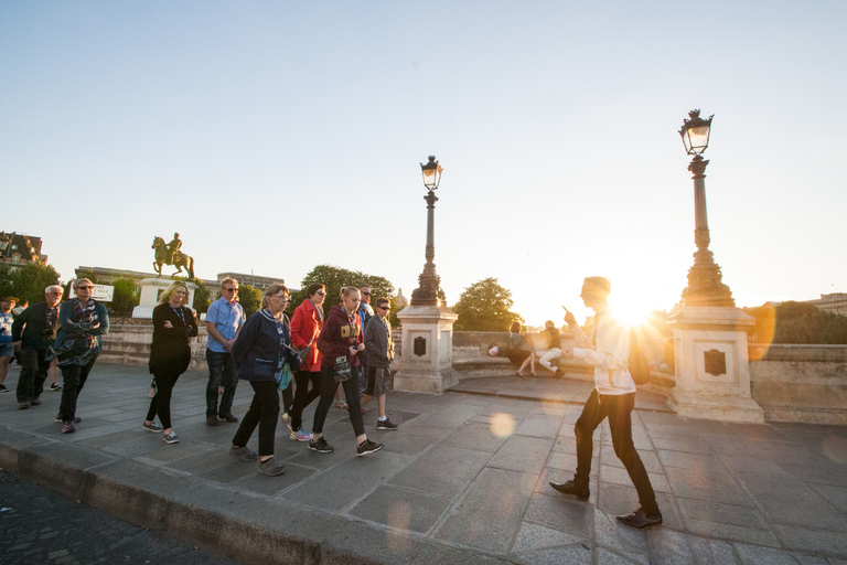 Paris: Ghosts, Legends & Mysteries Evening Walking Tour Paris: Murder Mysteries Group Walking Tour