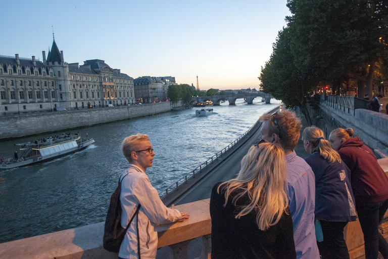 Paris: Ghosts, Legends & Mysteries Evening Walking Tour Paris: Murder Mysteries Group Walking Tour