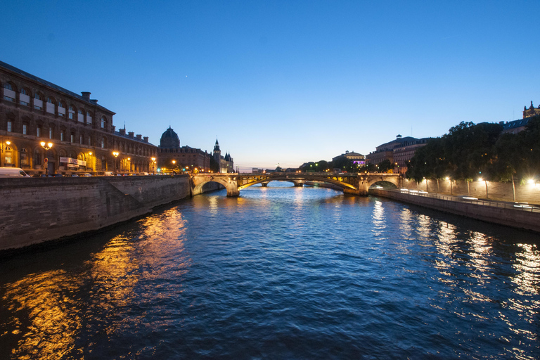 Paris: Ghosts, Legends & Mysteries Evening Walking Tour Paris: Murder Mysteries Group Walking Tour