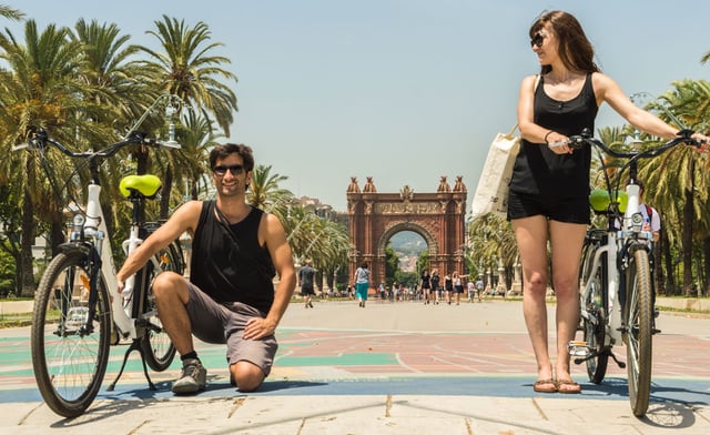 Barcelone : visite photo de 4 h à vélo électrique