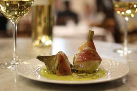 Málaga: Evening Wine and Tapas Tour