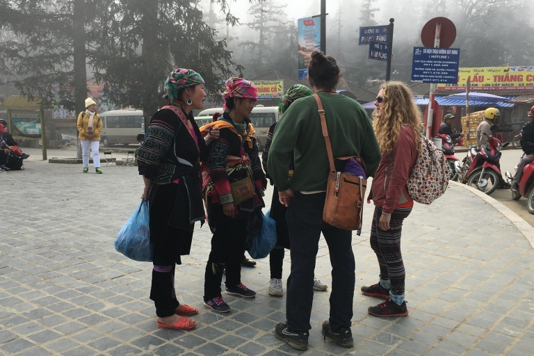Vanuit Hanoi: 2-daagse sensationele Sapa-trekking en busreisPrivéreis met 5-sterren hotel