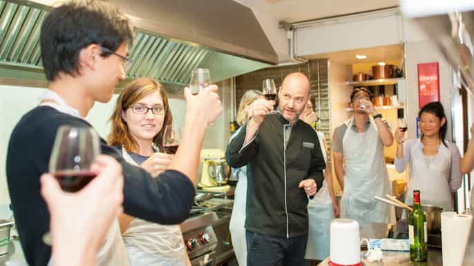 paris fullday cooking class with 4course lunch