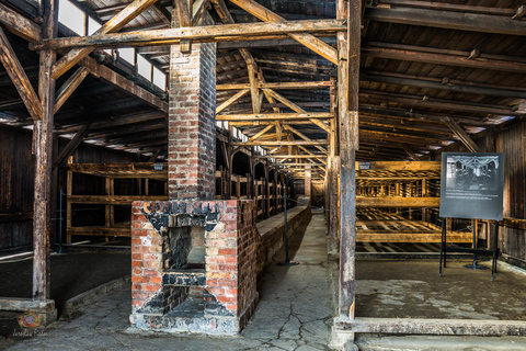 Vanuit Krakau: Auschwitz-Birkenau Rondleiding &amp; Ophaalservice OptiesTour in het Spaans met ophaalservice vanaf je hotel