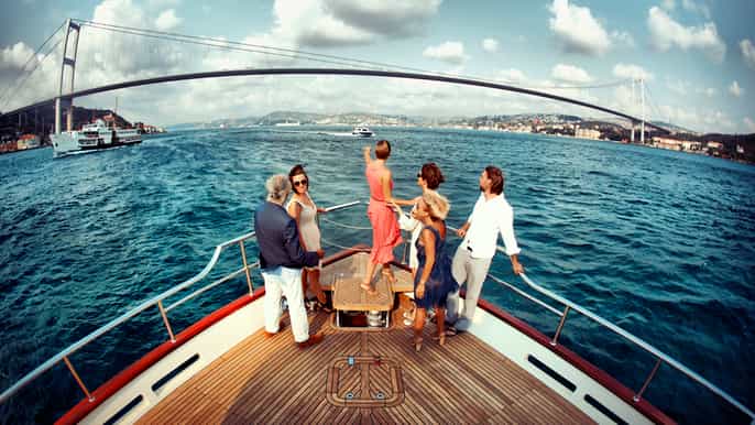 istanbul half–day cruise coach cable car tour