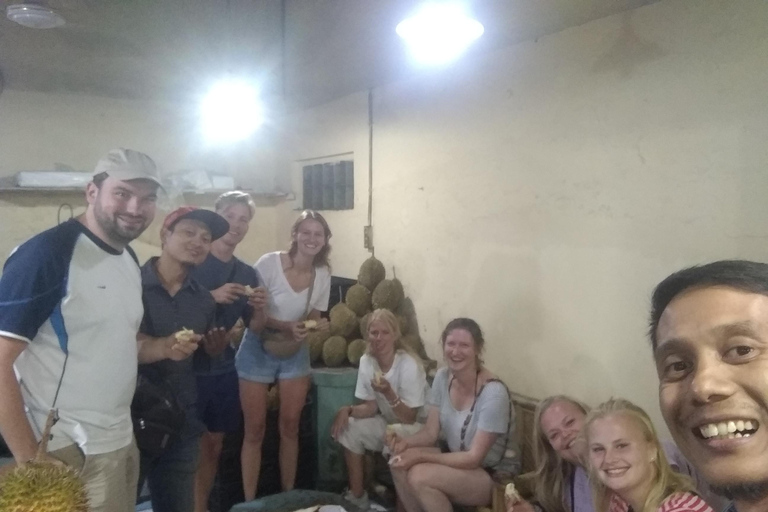 Bandung : Private Tour Guide Sightseeing (Costum tour)