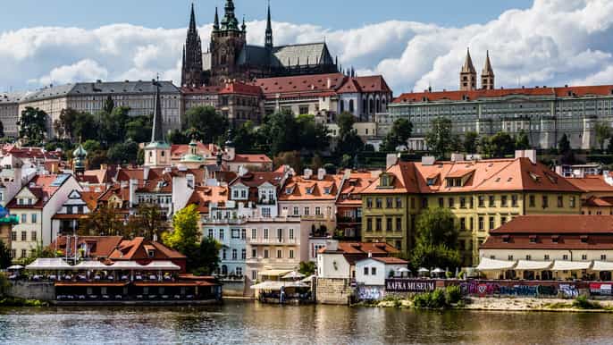 6hrs best of prague castle jewish quarter cruise lunch