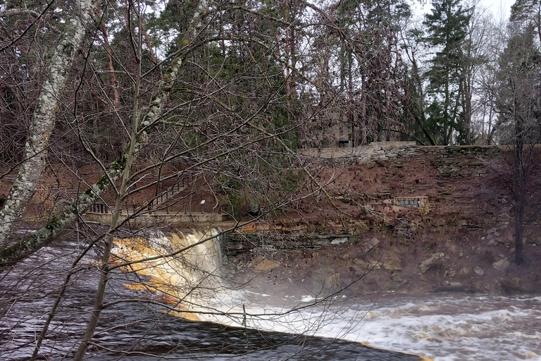 Depuis Tallinn : visite guidée de la cascade de Keila-Joa et de la campagne environnante.Au départ de Tallinn : visite guidée de la cascade de Keila-Joa et de la campagne enviro
