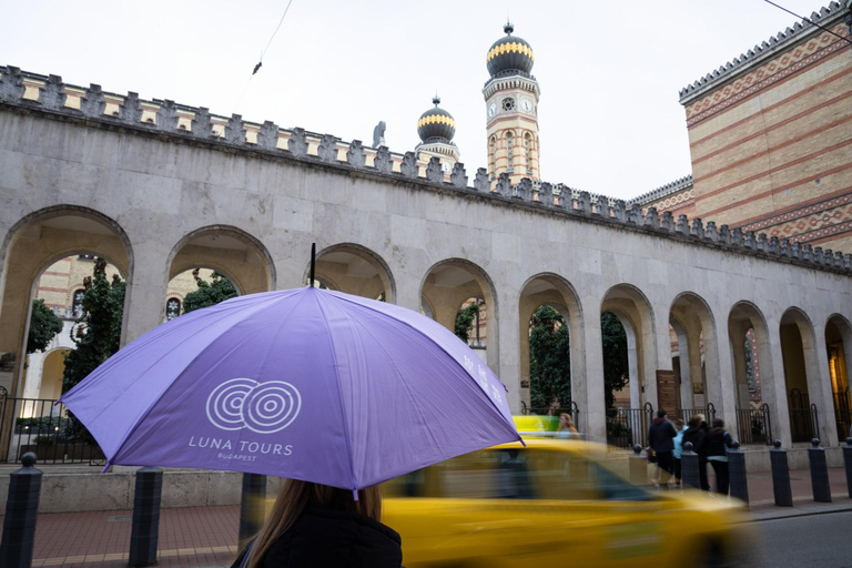 Private Jewish Quarter Walking Tour with Synagogue entry