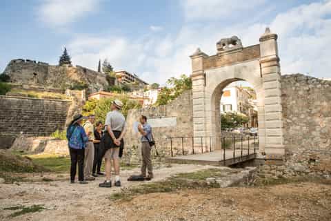 walking city tour of nafplio