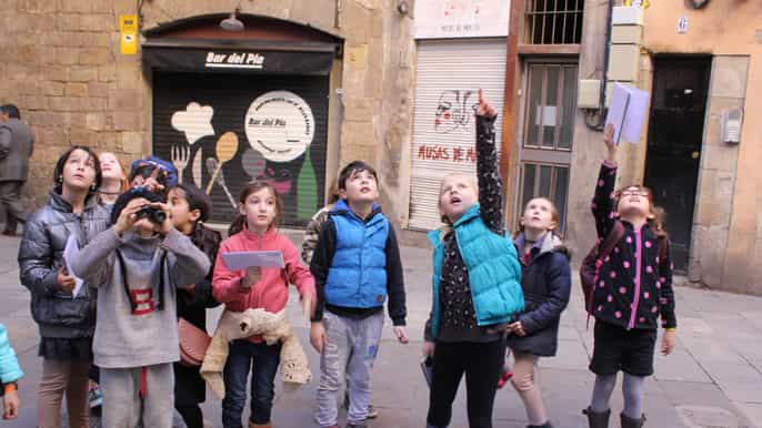 barcelona barrio gótico dragon tour for families