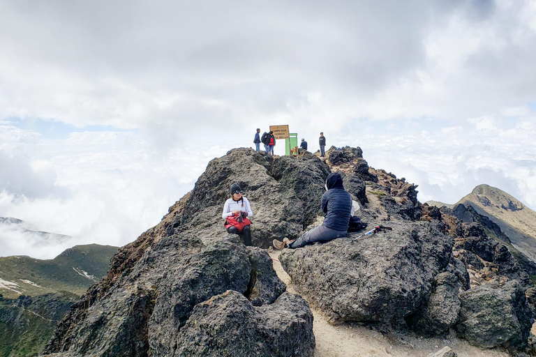 Rucu Pichincha Summit Hike from Quito with Private Guide