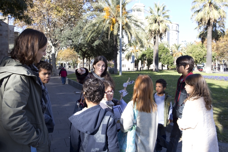 Barcelona: tour familiar tras los pasos de ColónTour privado en alemán