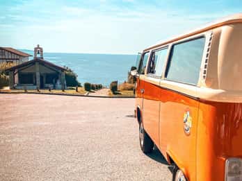 Экскурсия по побережью Французской Страны Басков на фургоне VW 70-х годов