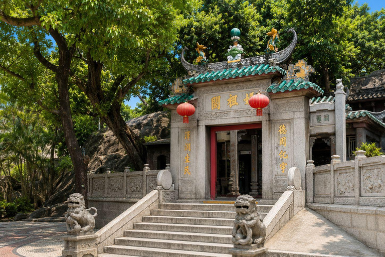Macau Guided Heritage Tour with transfer in group