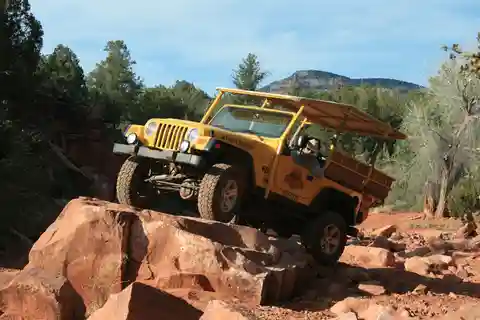 Sedona: PRIVAT Extreme Diamondback Gulch 4x4 Jeep Tour