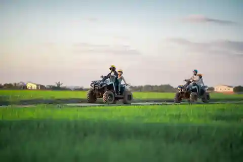Siem Reap: Passeio de quadriciclo e quadriciclo pelo vilarejo Khmer no interior
