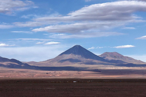 Desierto de Atacama: Refrescante Flotación en Laguna Cejar y Puesta de Sol