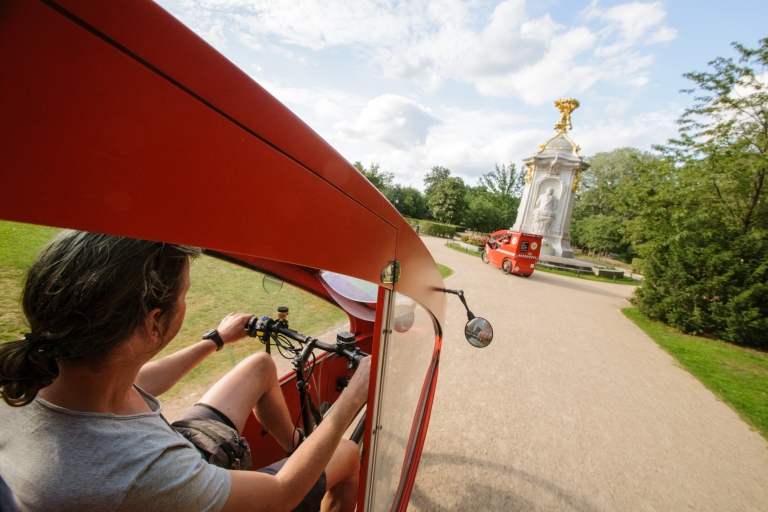Berlin: Private E-Rickshaw Tour with Hotel Pickup Service 3-Hour Private Tour